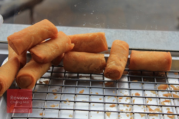 ปอเปี๊ยะที่ร้านตือคาโค ประตูเชียงใหม่